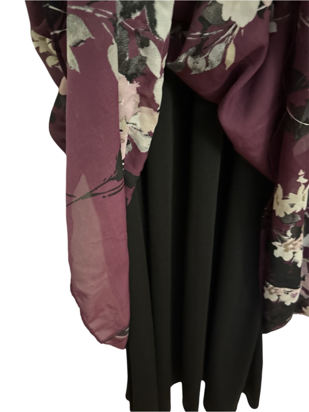 SLNY Size 14 Black Burgundy Floral Chiffon Maxi Dress with call outs - Picture 4 of 7